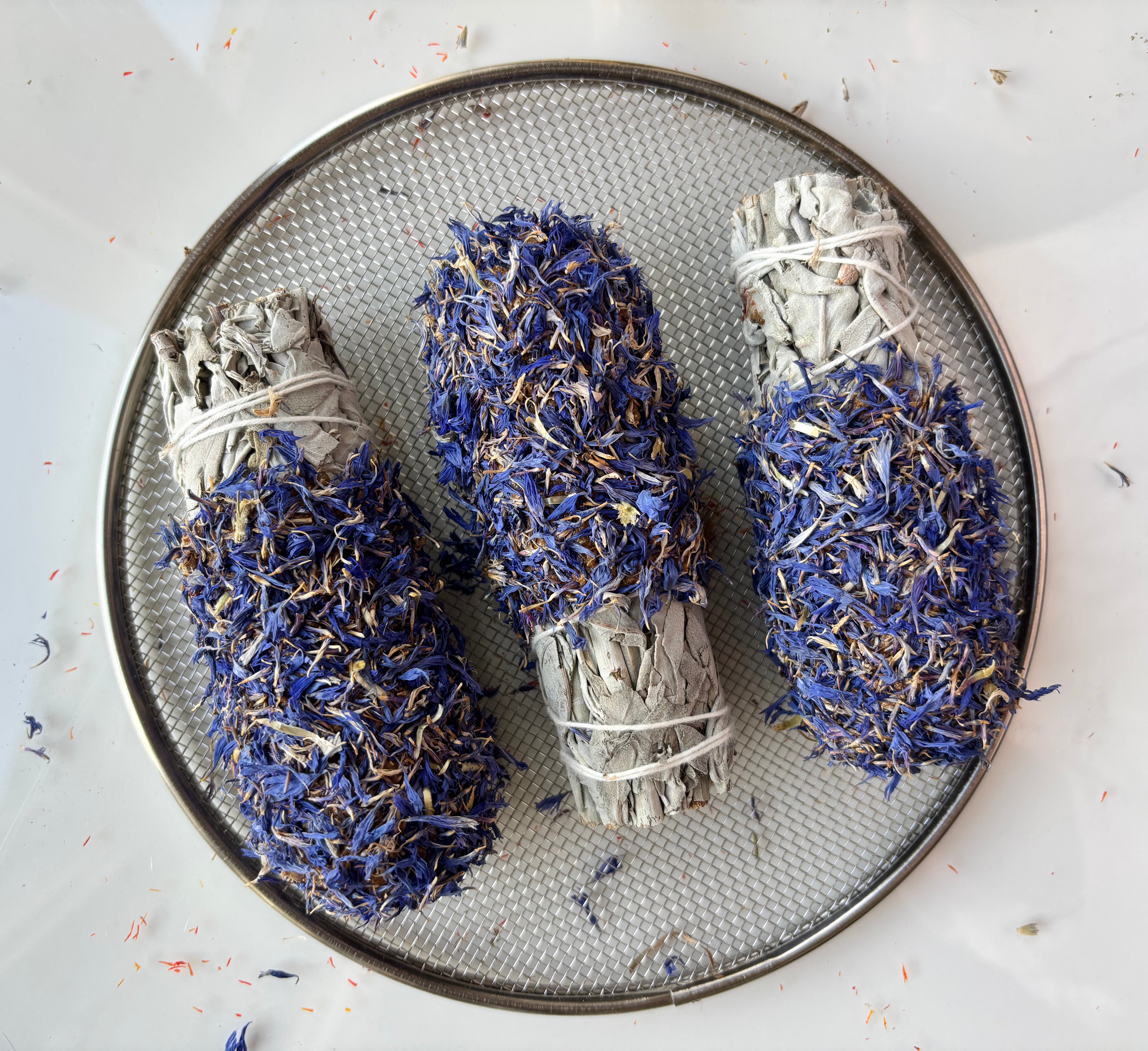 BLUE VEIL – White Sage Limited Summer Edition