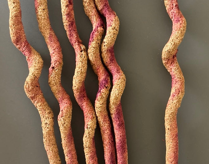 INCENSE STICK 02 · CINNAMON KISS